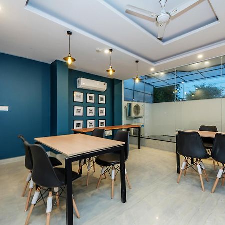 Hotel O Earth Villa Near Bestech Central Square Mall Gurgaon Extérieur photo
