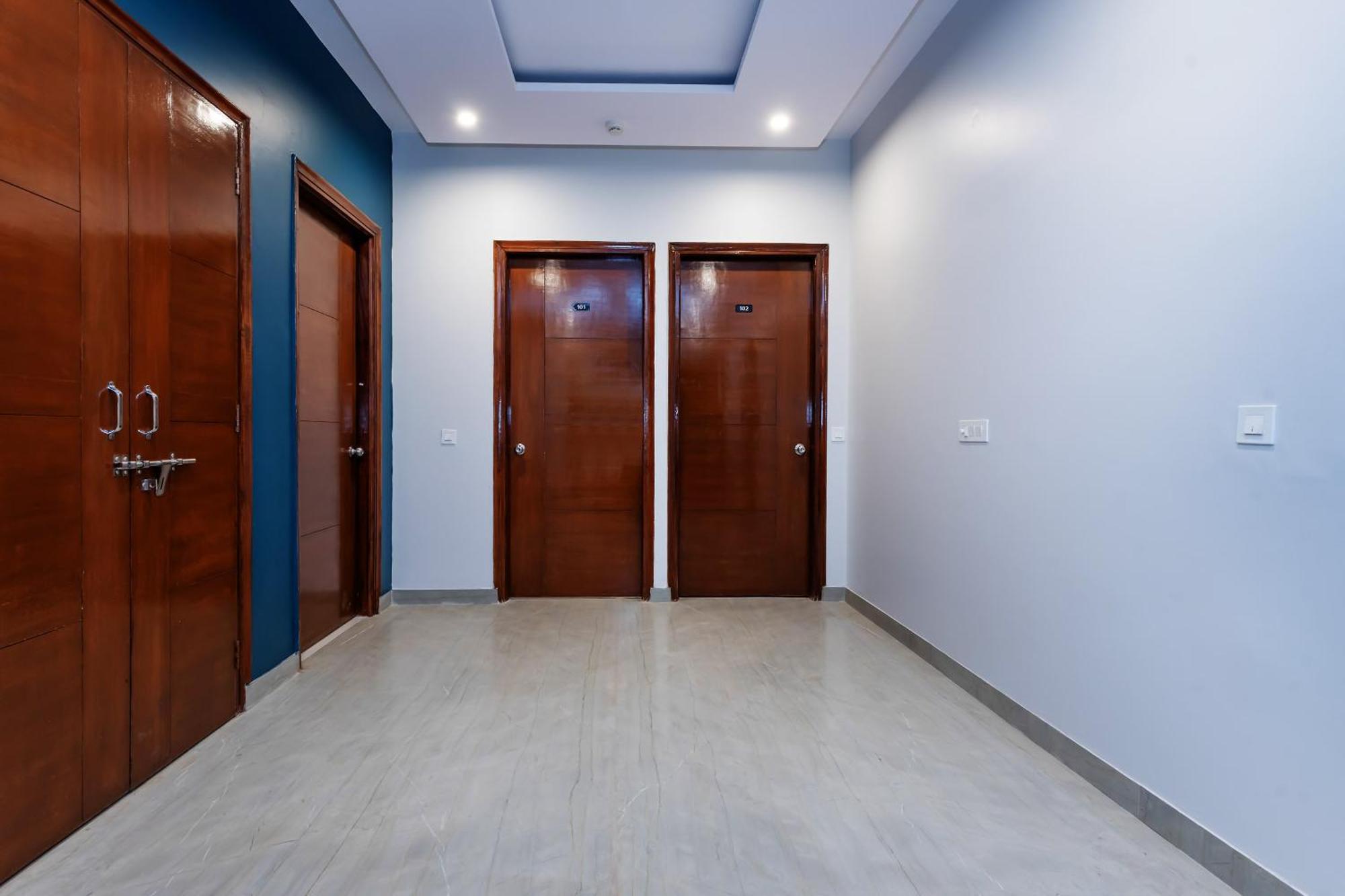 Hotel O Earth Villa Near Bestech Central Square Mall Gurgaon Extérieur photo